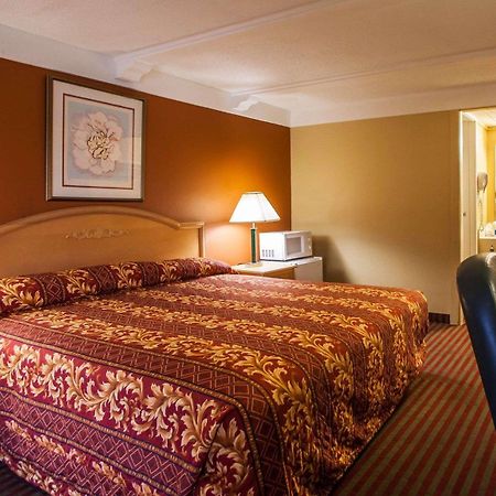 Relax Inn Saint Charles المظهر الخارجي الصورة