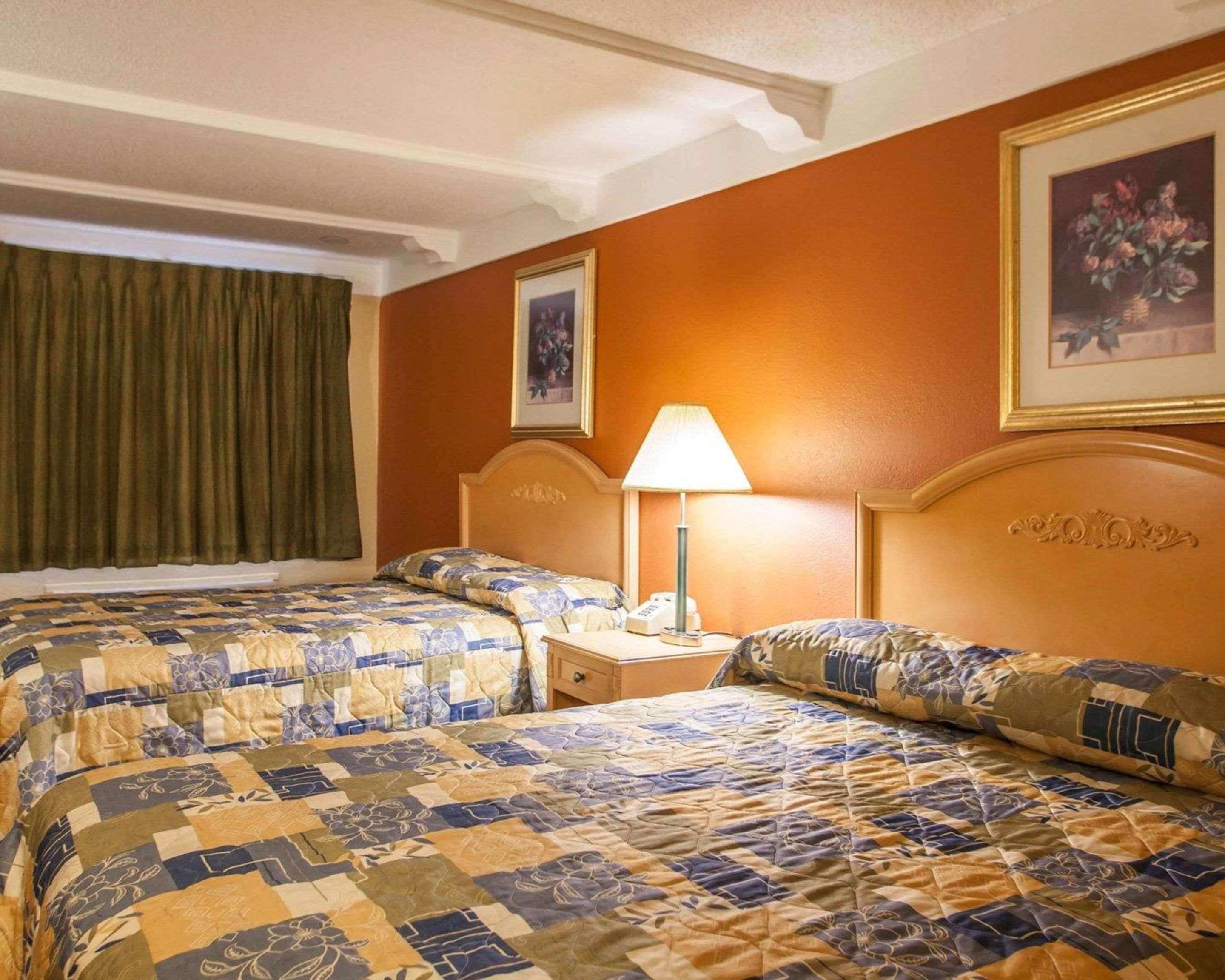Relax Inn Saint Charles المظهر الخارجي الصورة