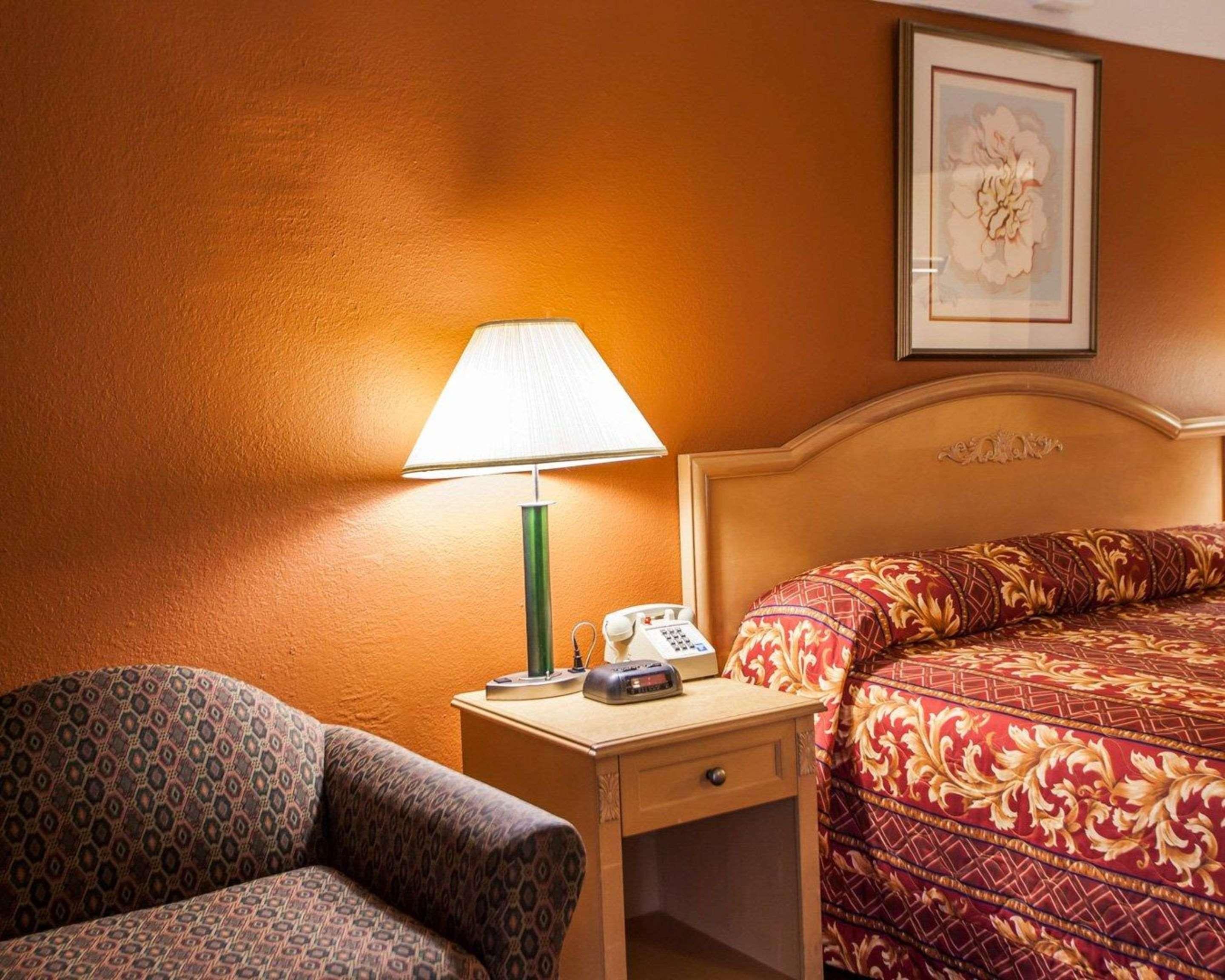 Relax Inn Saint Charles المظهر الخارجي الصورة