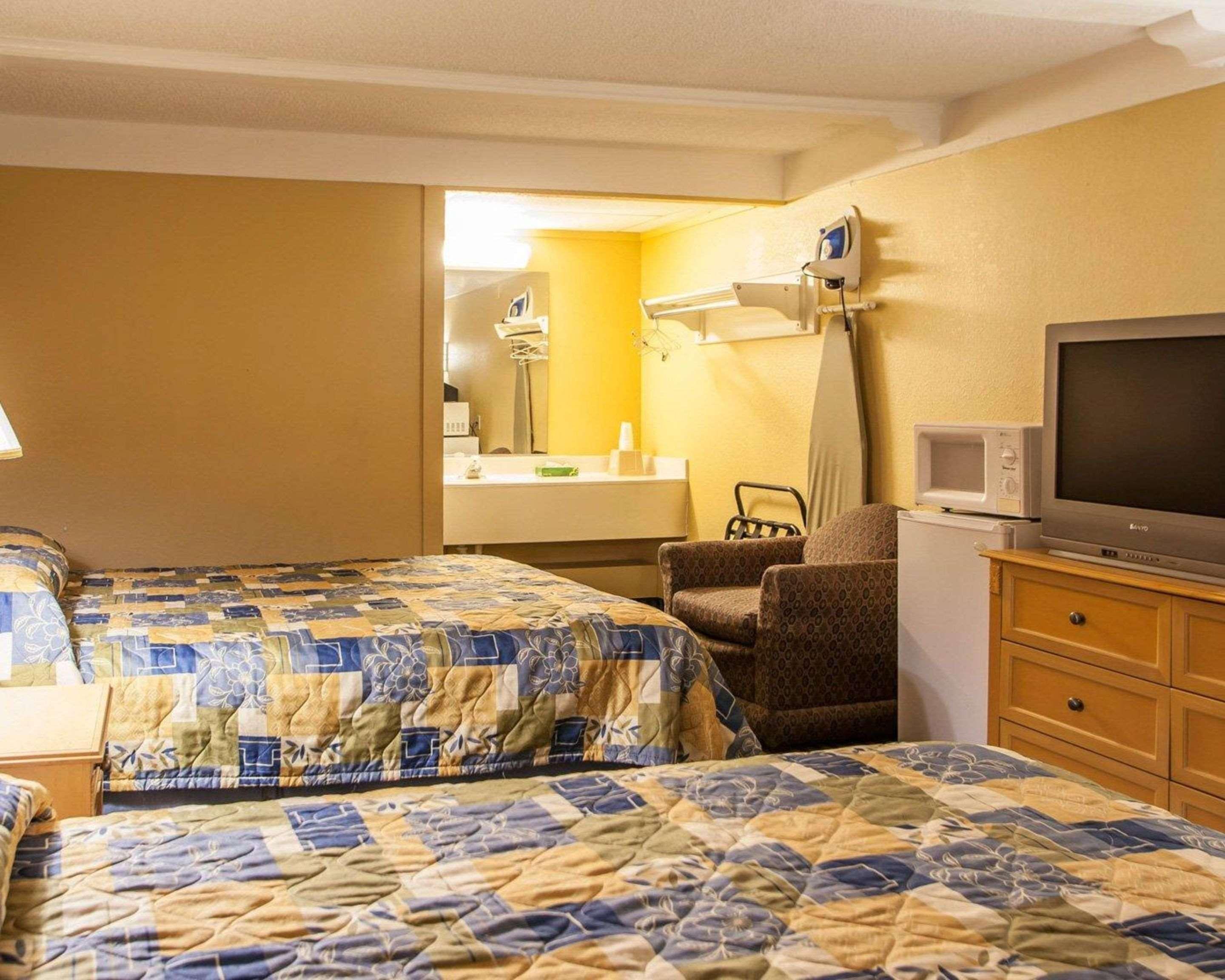 Relax Inn Saint Charles المظهر الخارجي الصورة